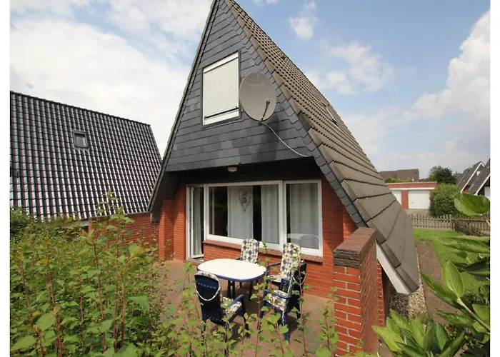 Toms Hutte Mit Terrasse In Dornum